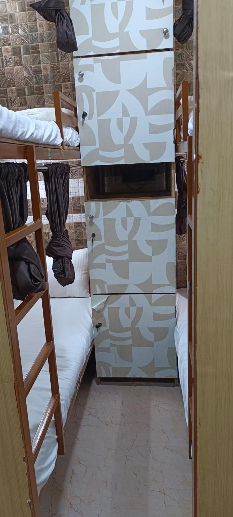 Cst Dormitory - Mumbai — Photos 2